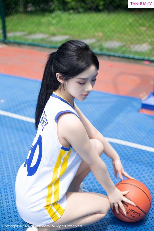   [XiuRen]高清写真图 2024.06.21 No.8744 豆瓣酱 模特合集第12张图片